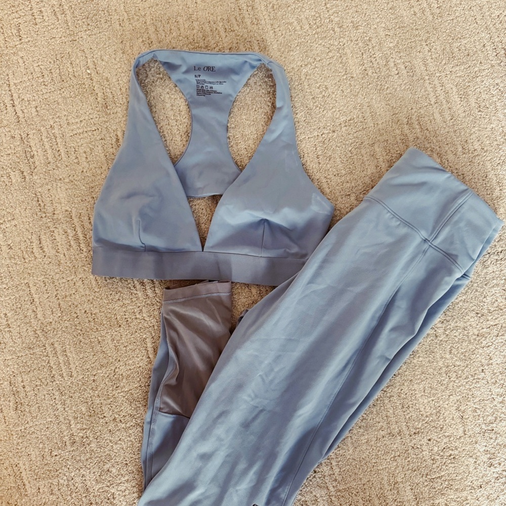 SET- Light Blue Le Ore Leggings & Bra Top